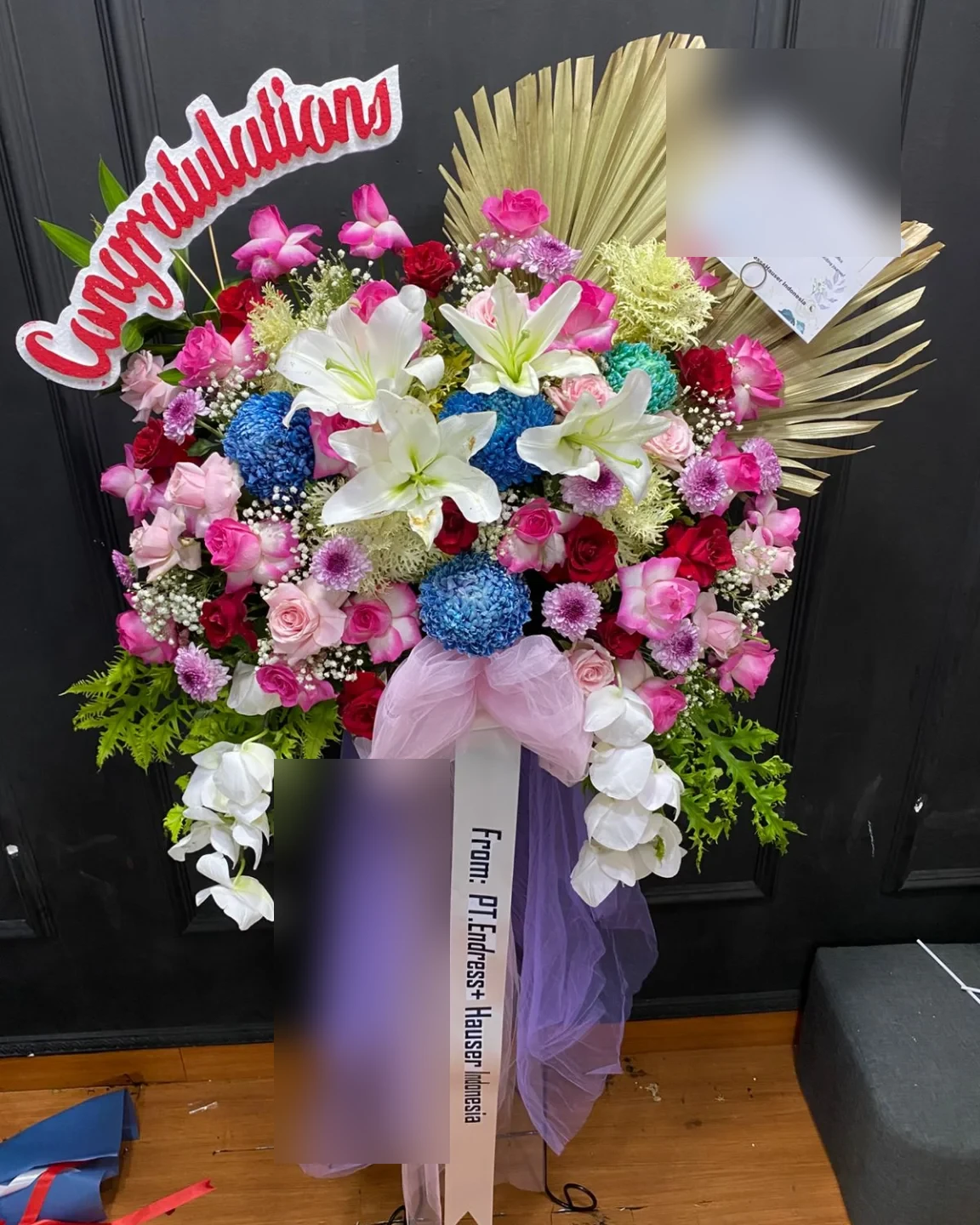 Standing Flower Premium Congratulations 1.4 Juta - Florist Jakarta same day delivery
