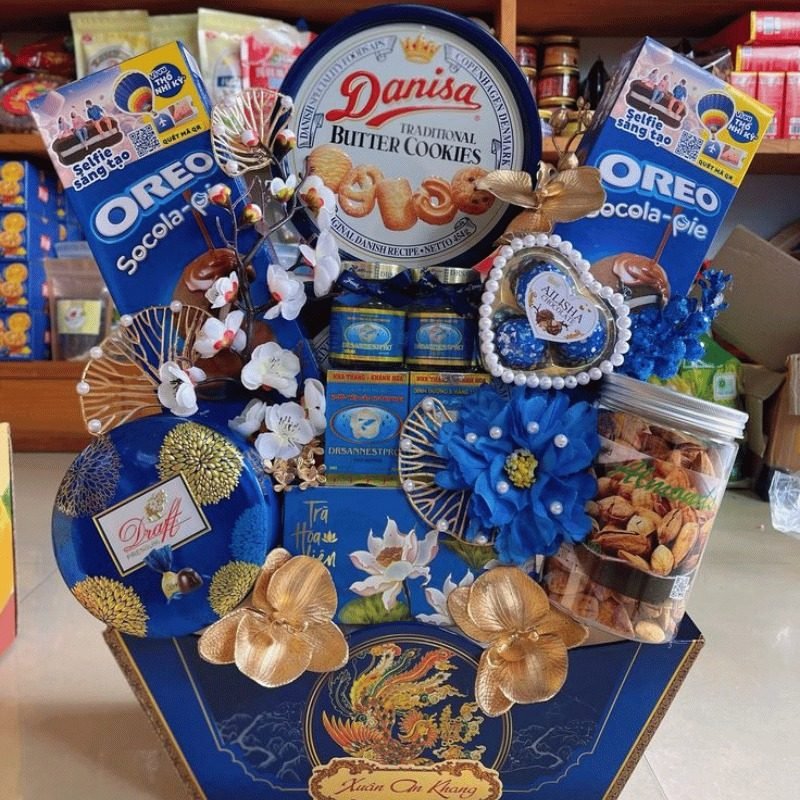 Parcel Imlek \"Xuân Ơn Khang\" — Biru Elegan