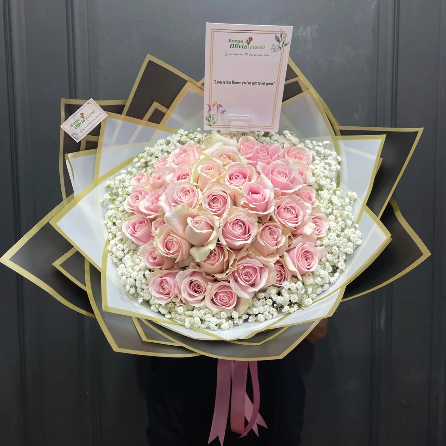 Buket Bulat Bunga Mawar Cantik - Rangkaian Bunga Pernikahan (Buket Bulat) dari Florist Jakarta, kode WF-BKB-A-01