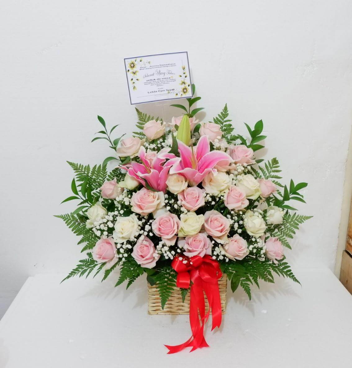 Florist Jakarta Bunga Meja: Bunga Meja Mawar Merah - Rangkaian Bunga Dekorasi Cantik - kode WF-BM-C-03