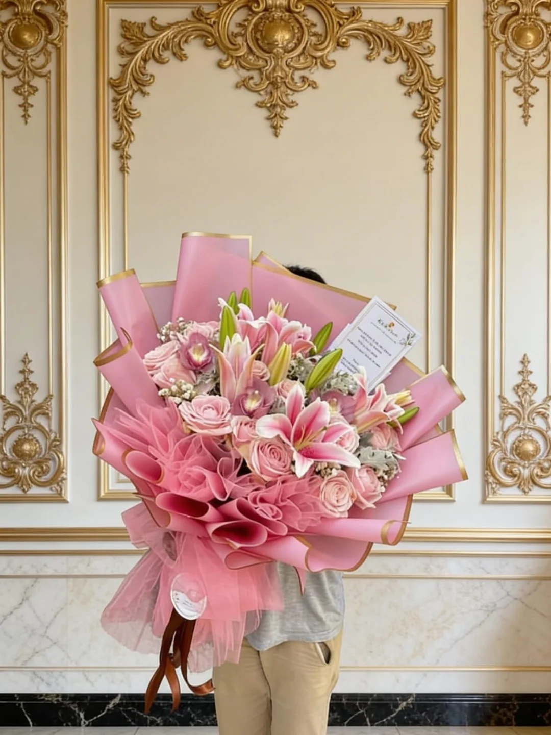 Buket Bunga Mawar Jumbo Eksklusif - Hand Bouquet Premium - Hand Bouquet Florist Jakarta kode WF-BK-U-02