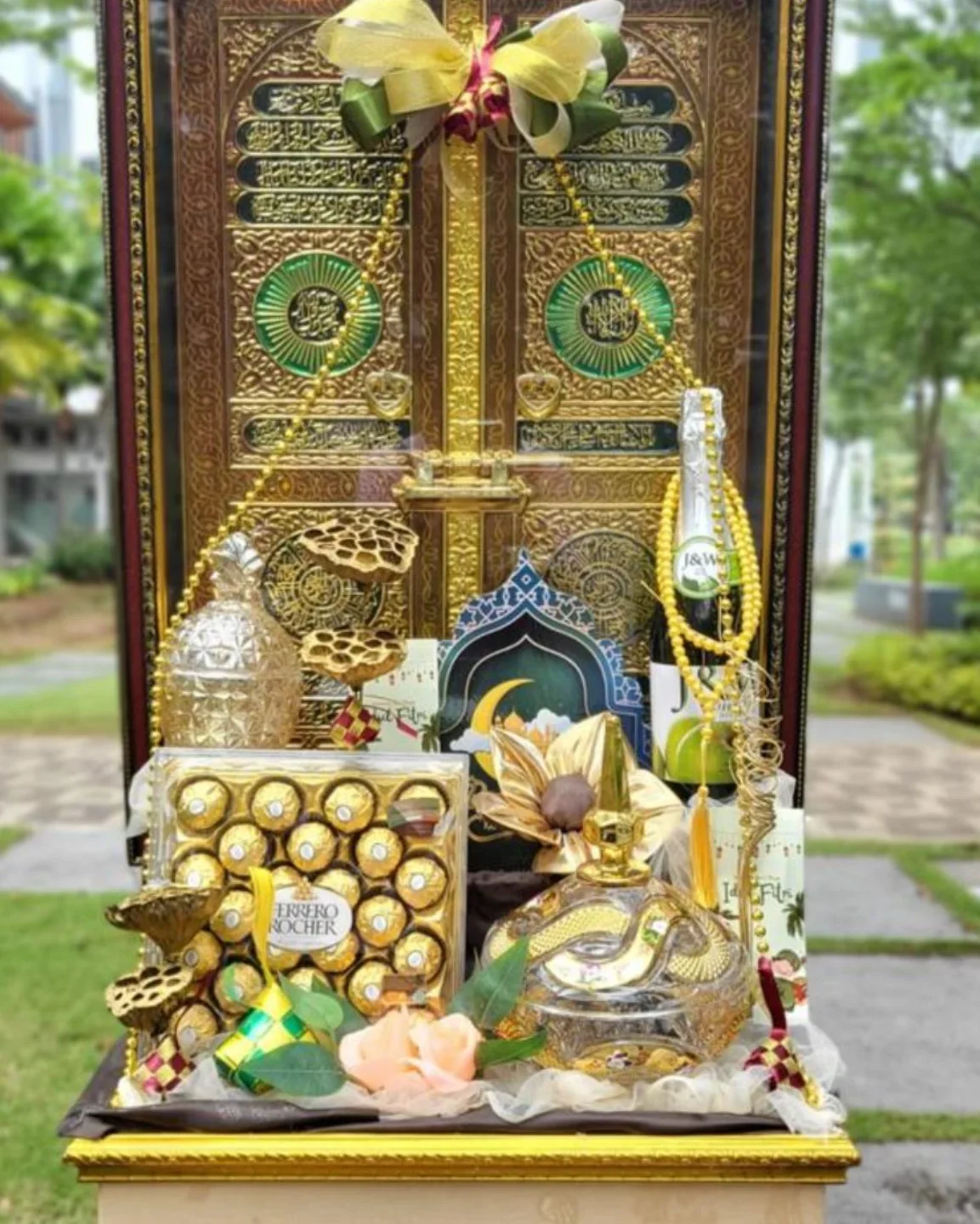 Parcel Lebaran Buah dan Bunga Idul Fitri Mewah - Florist Jakarta