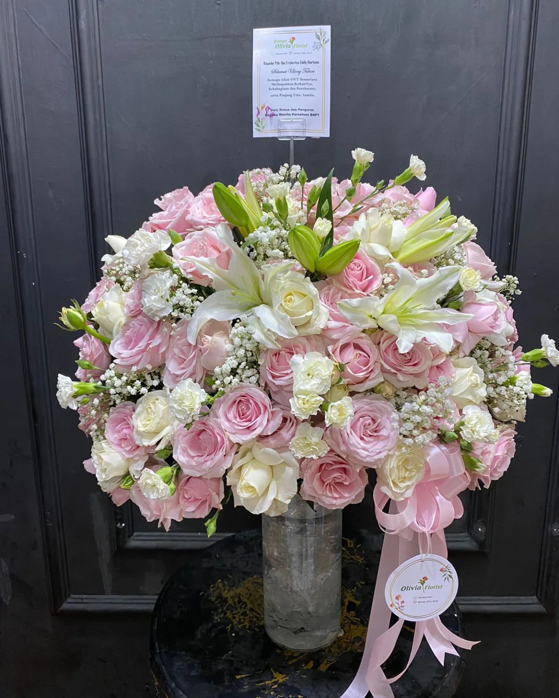 Standing Flower Bunga Mawar Mix - Rangkaian Bunga Selamat - Standing Flower Florist Jakarta kode WF-SF-A-01